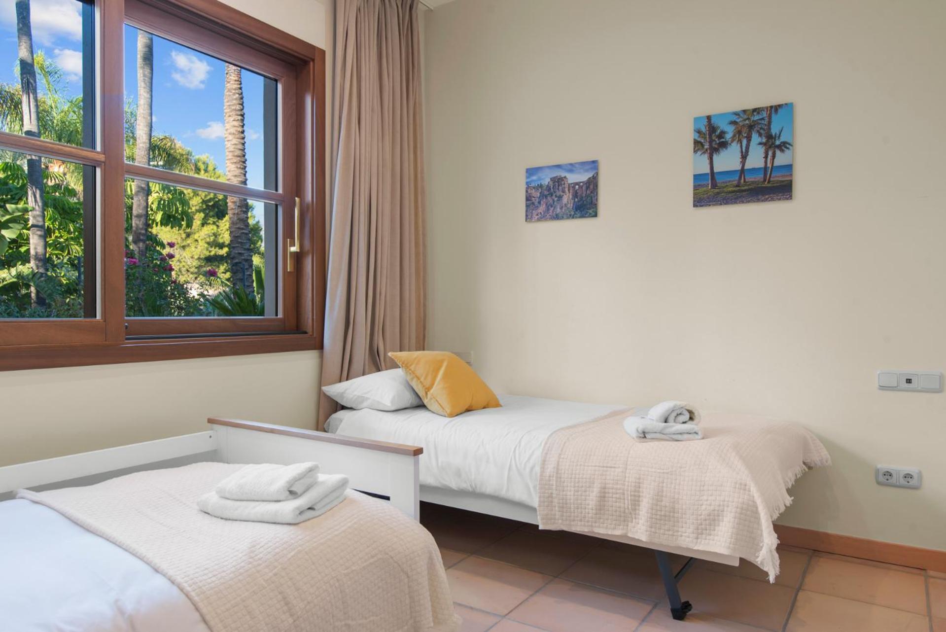 Luxury Villa Robledal By Mabiente - Views Of The Sea And The Golf Course ماربيا المظهر الخارجي الصورة