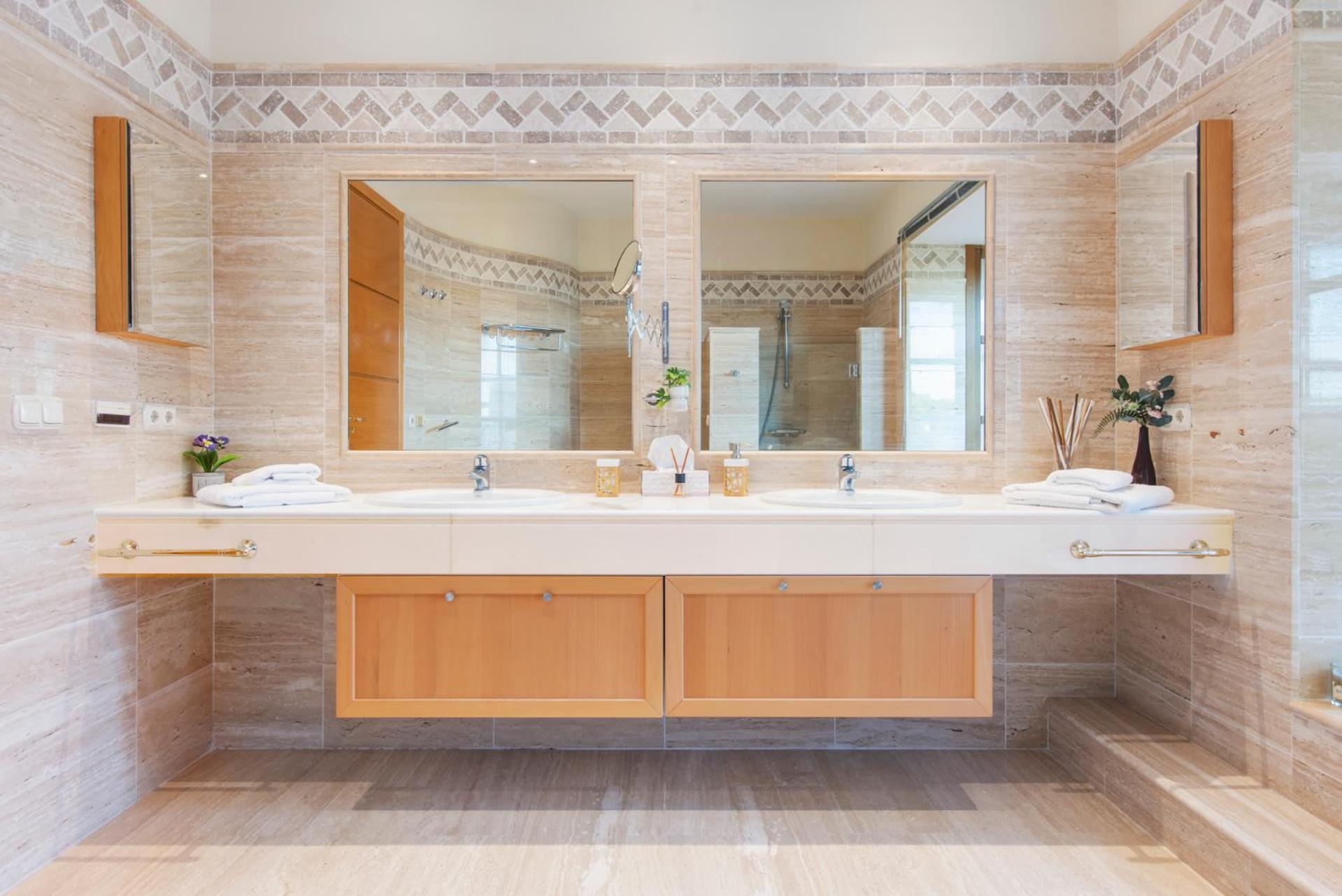 Luxury Villa Robledal By Mabiente - Views Of The Sea And The Golf Course ماربيا المظهر الخارجي الصورة